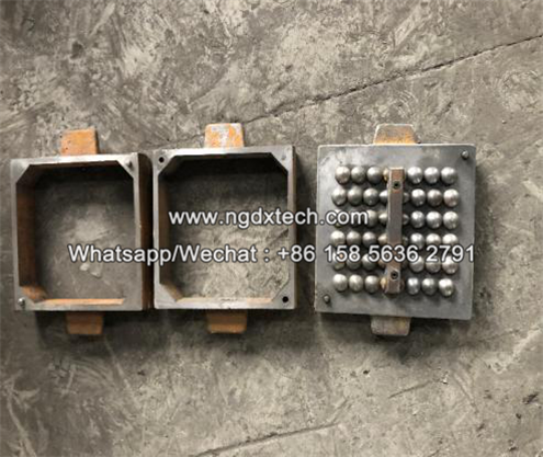 Grinding Ball Sand Box Mold.png