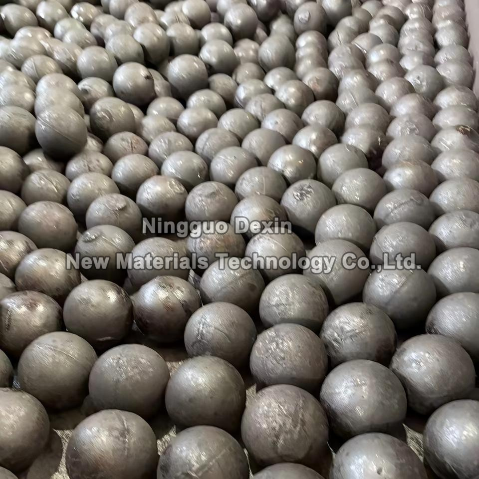 1757641694640082.jpg High Chrome Abrasive & Corrosion-Resistant Casting Grinding Alloy Steel Balls.jpg